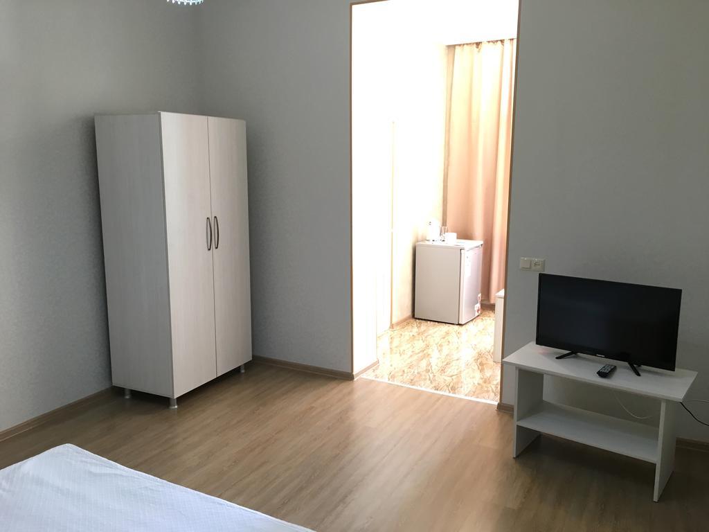 Batumi Summer Hotel Ngoại thất bức ảnh